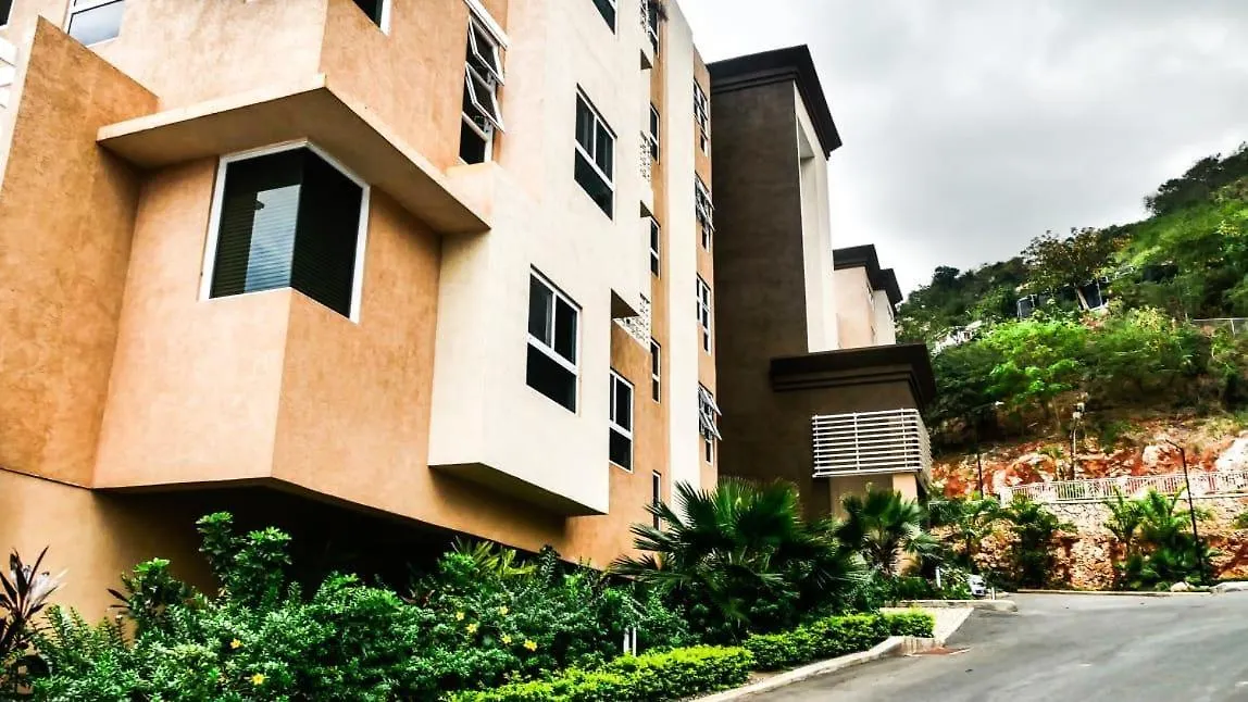Modern Comfort Suites Mount James Apartment